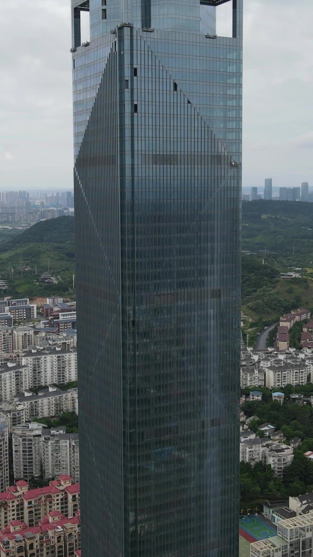  广西南宁城市风光竖屏航拍