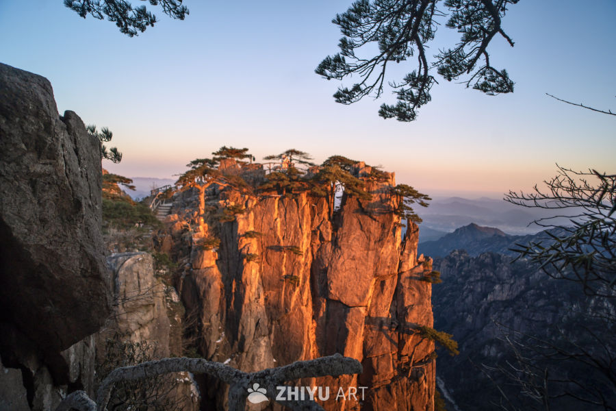 黄山日出时刻拍摄
