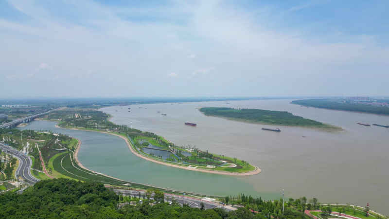 航拍湖北鄂州长江风光