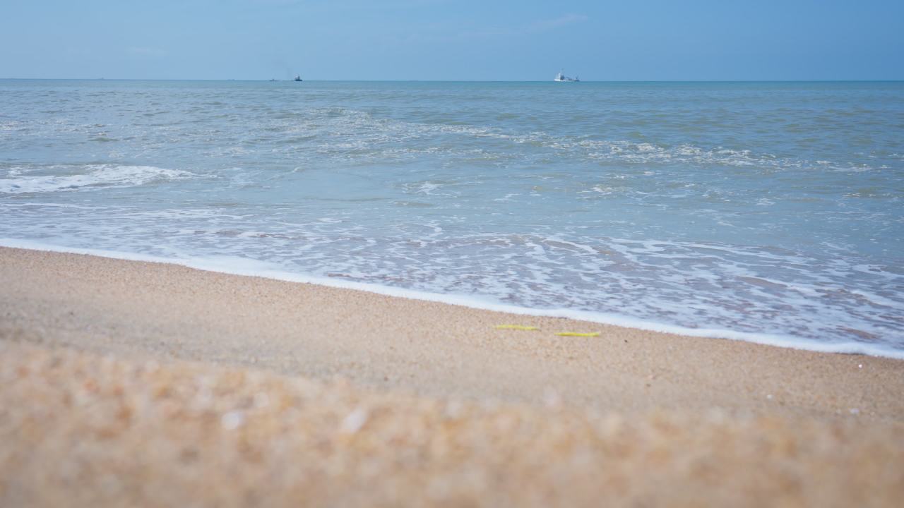 海南三亚海边海浪实拍升格视频-4 2025.8.8 4
