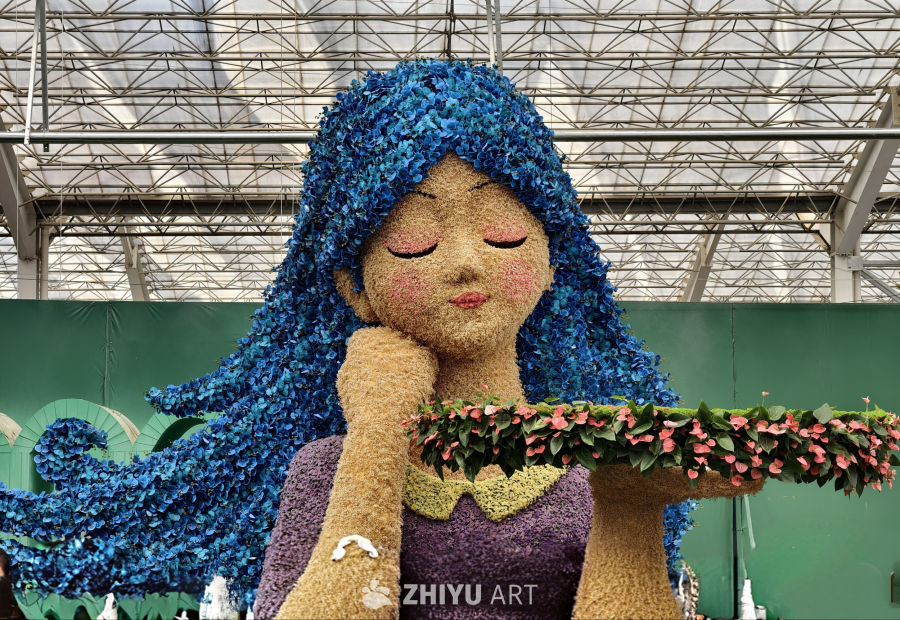 花艺人物雕塑：静谧之美