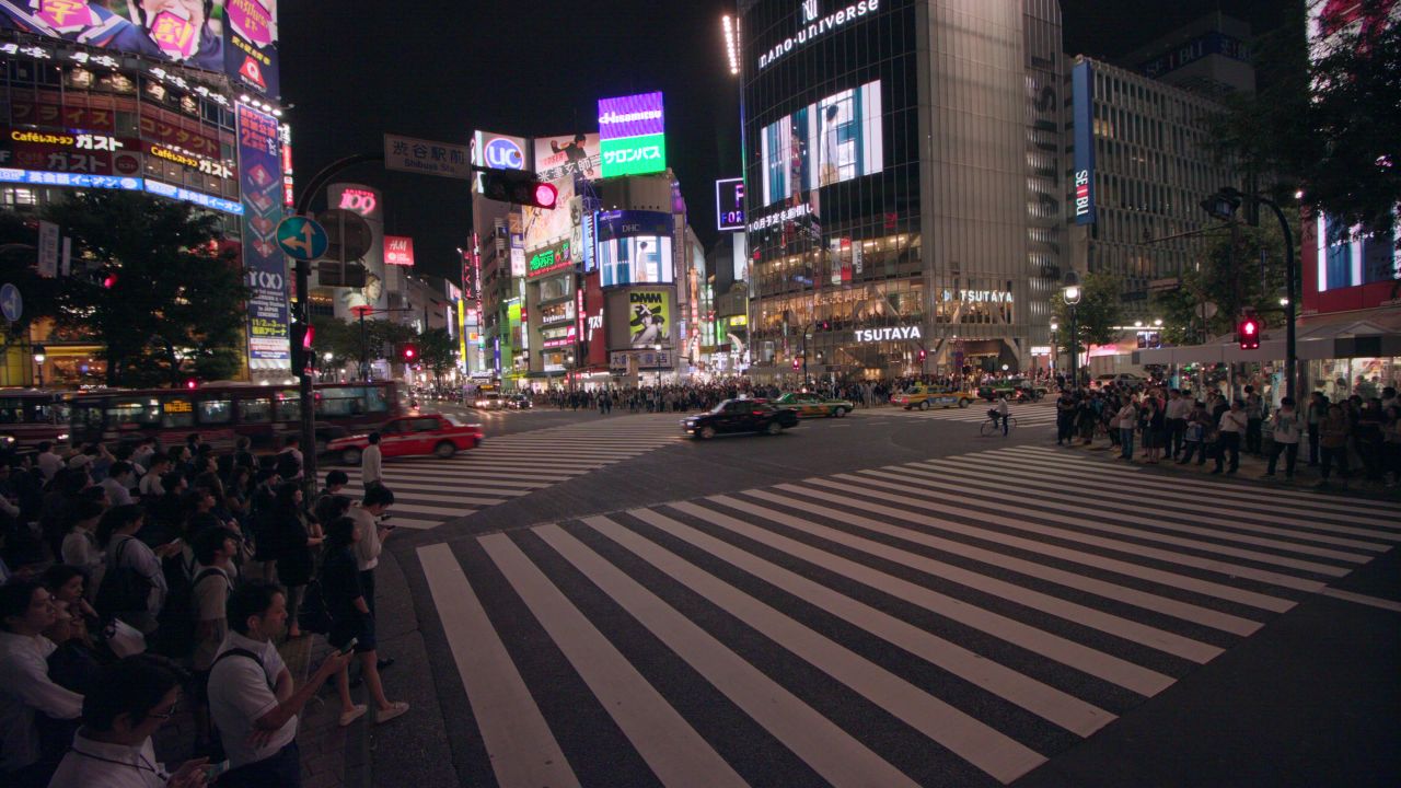 4k涩谷穿越东京之夜景城市人群