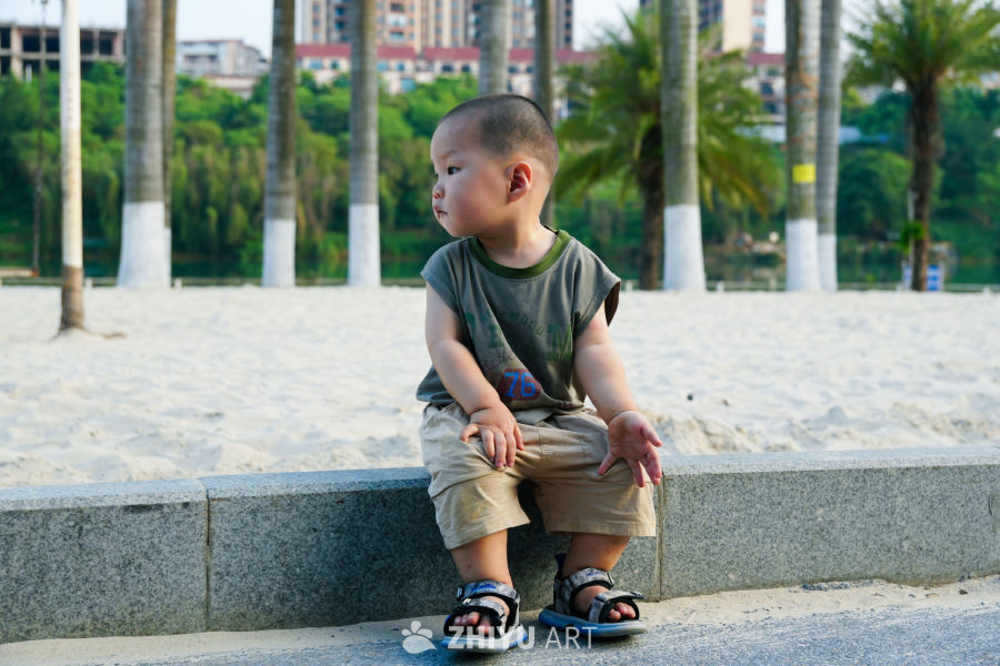 海边的小孩时光