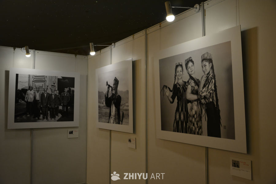 艺术馆的摄影展