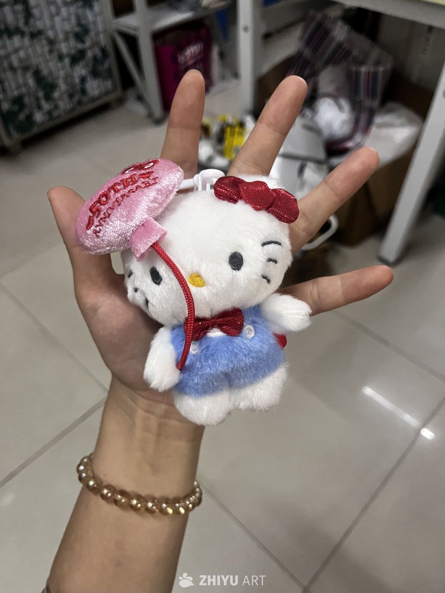 Hello Kitty毛绒挂件