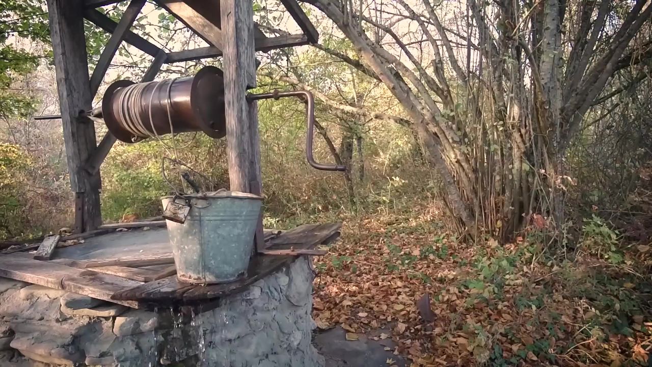 秋背景美丽滴水