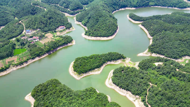 航拍祖国大好河山南漳三道河景区 