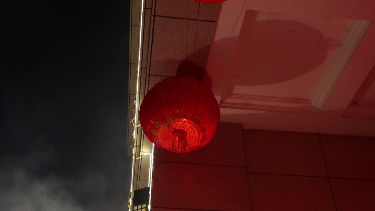 夜色中的红灯笼