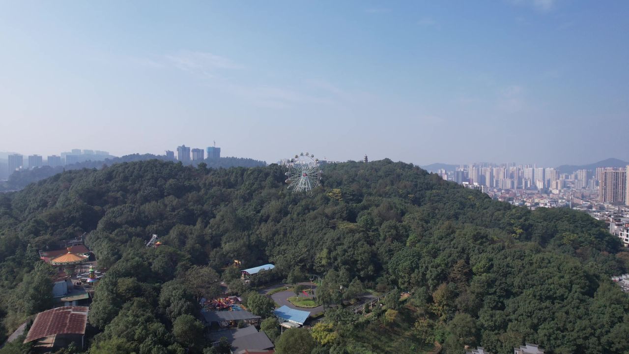  湖南郴州南塔公园摩天轮航拍