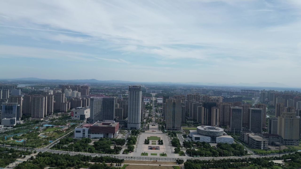 航拍江西鹰潭市民广场鹰潭大厦