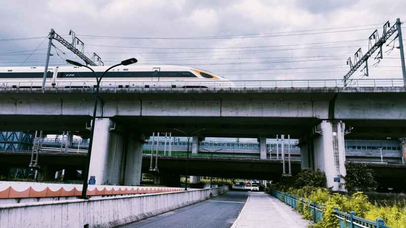 现代建筑 2