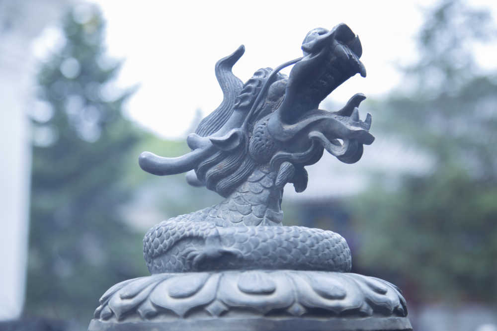 青铜香炉