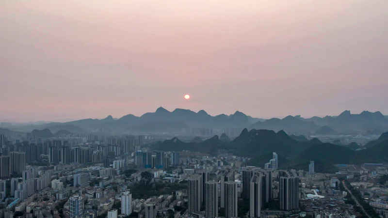 广西柳州城市清晨航拍