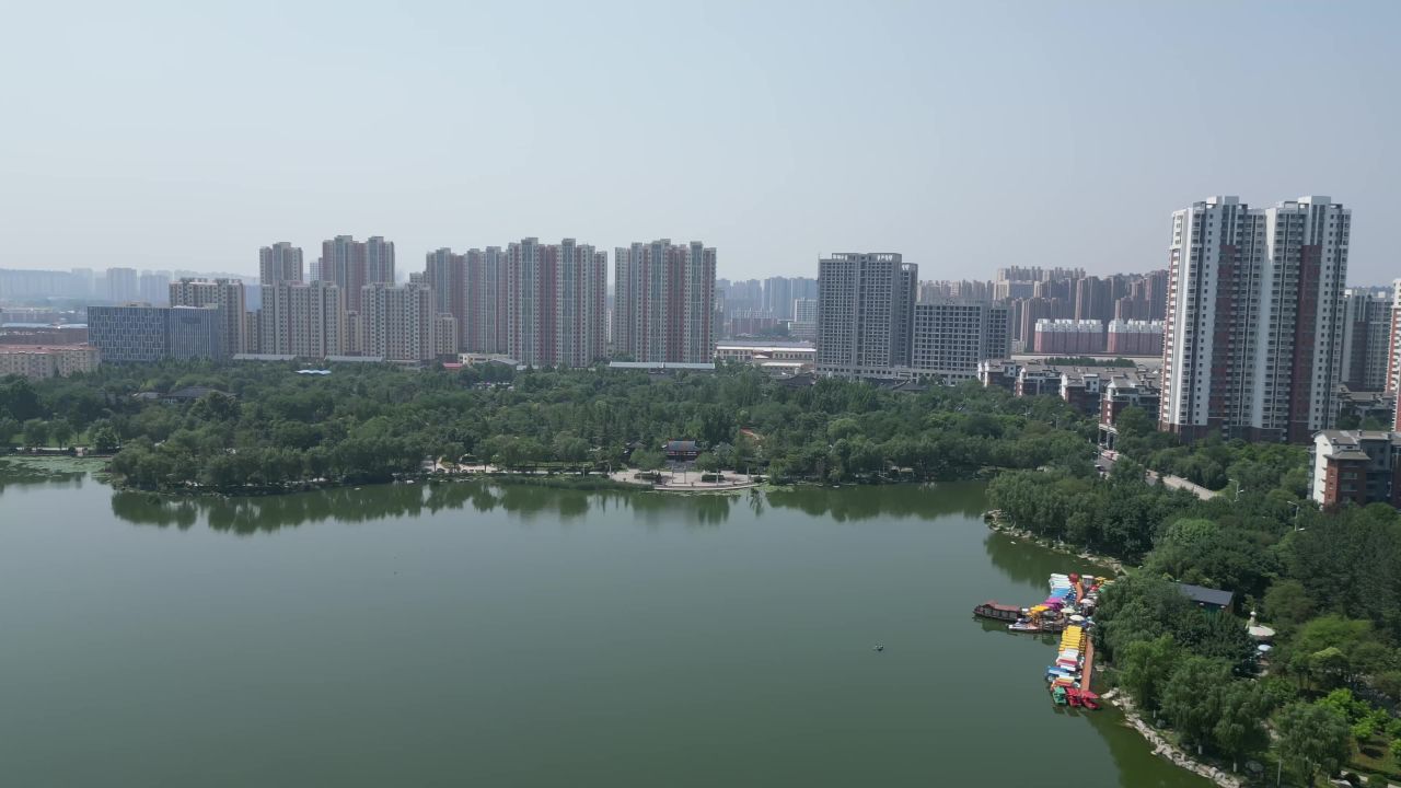  航拍山东济宁南池景区