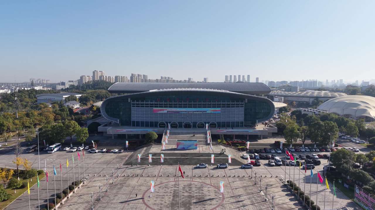 现代化城市地标全景