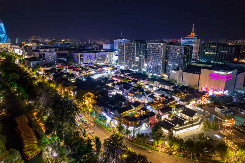 济南宽厚里夜景灯光航拍摄影图