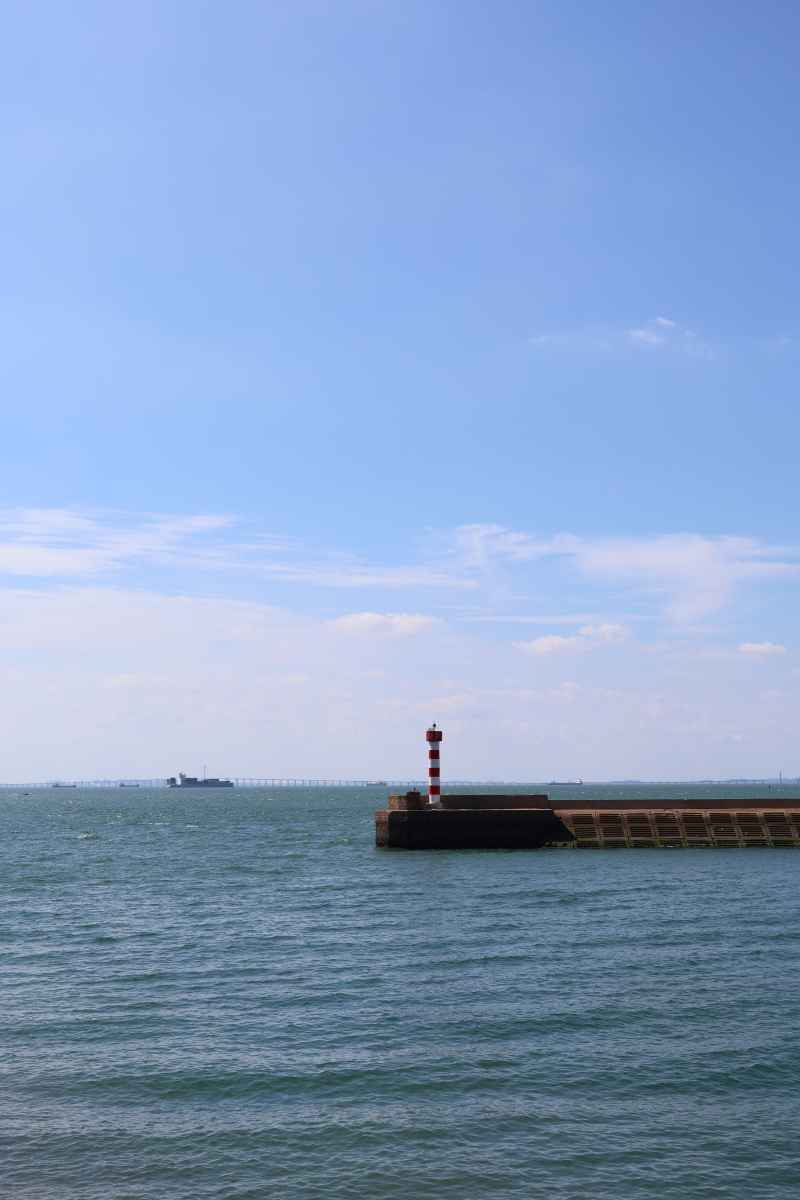 海滨灯塔