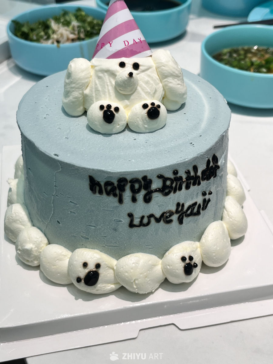 萌趣狗狗主题生日蛋糕