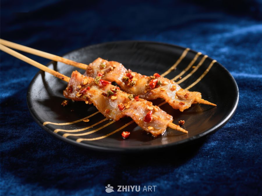 香辣肉串，精致摆盘