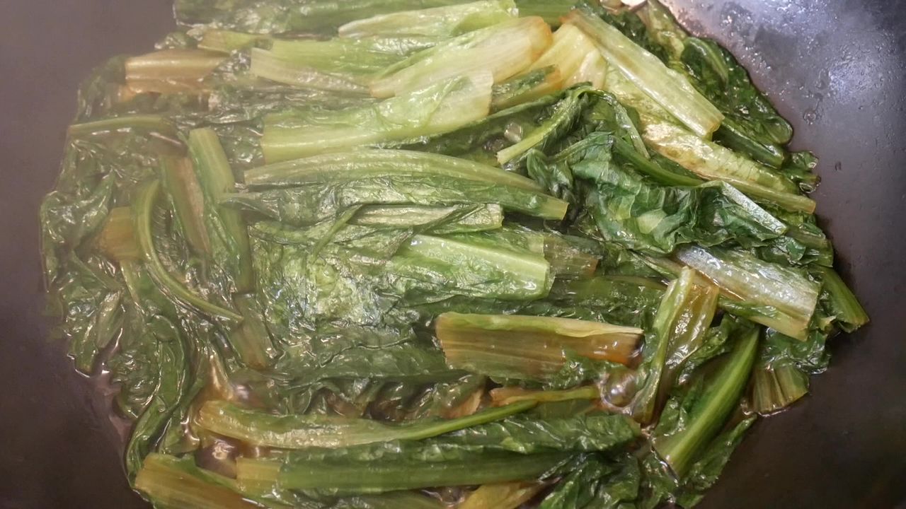 铁锅炒油麦菜2