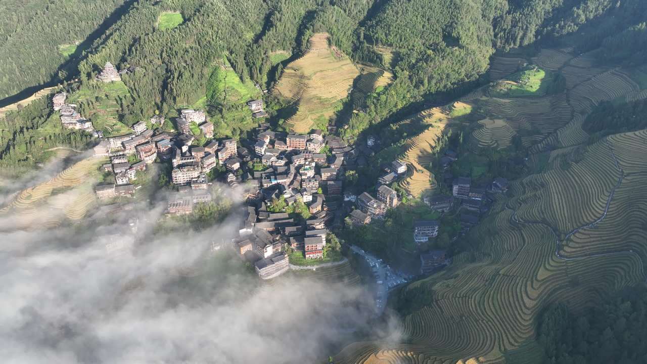 4K航拍桂林龙脊梯田风光 24