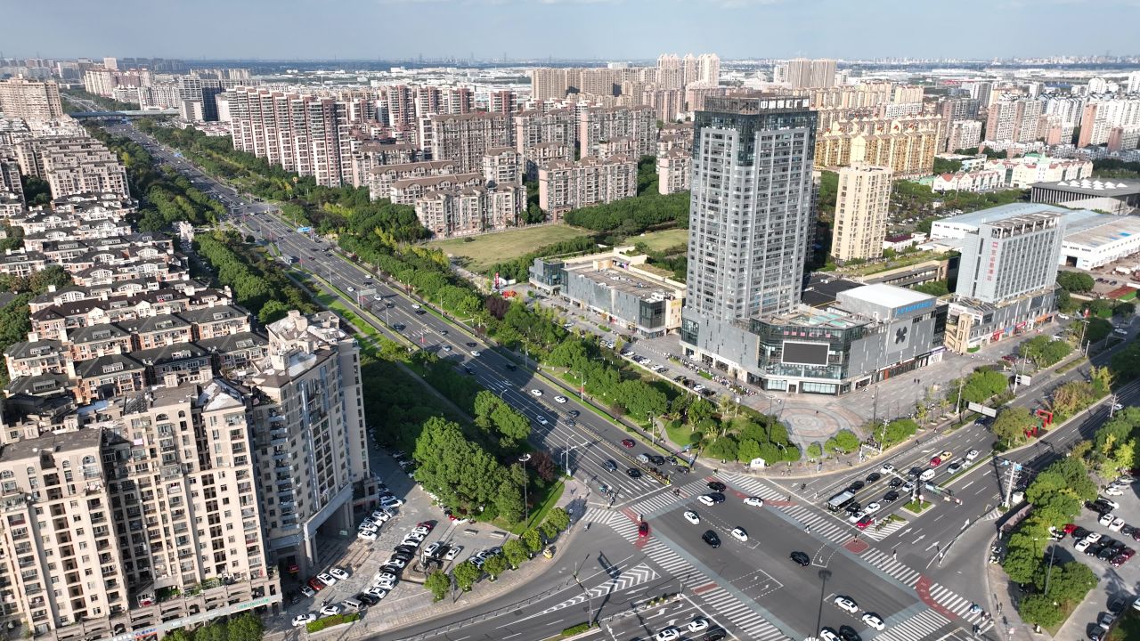 4K航拍昆山城市建筑风光大景 8