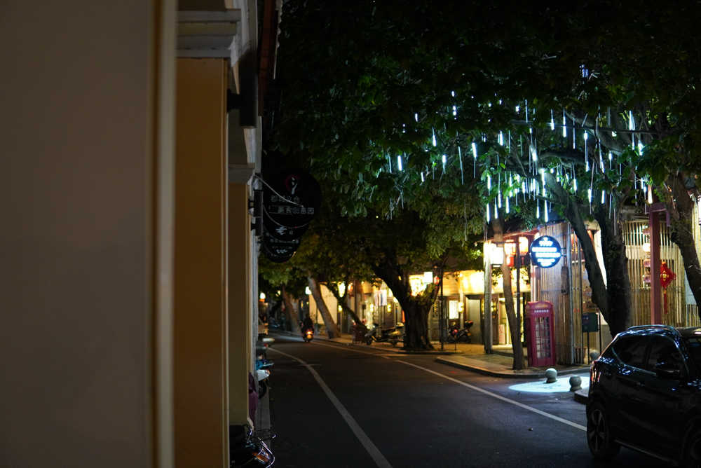西湖夜景街拍