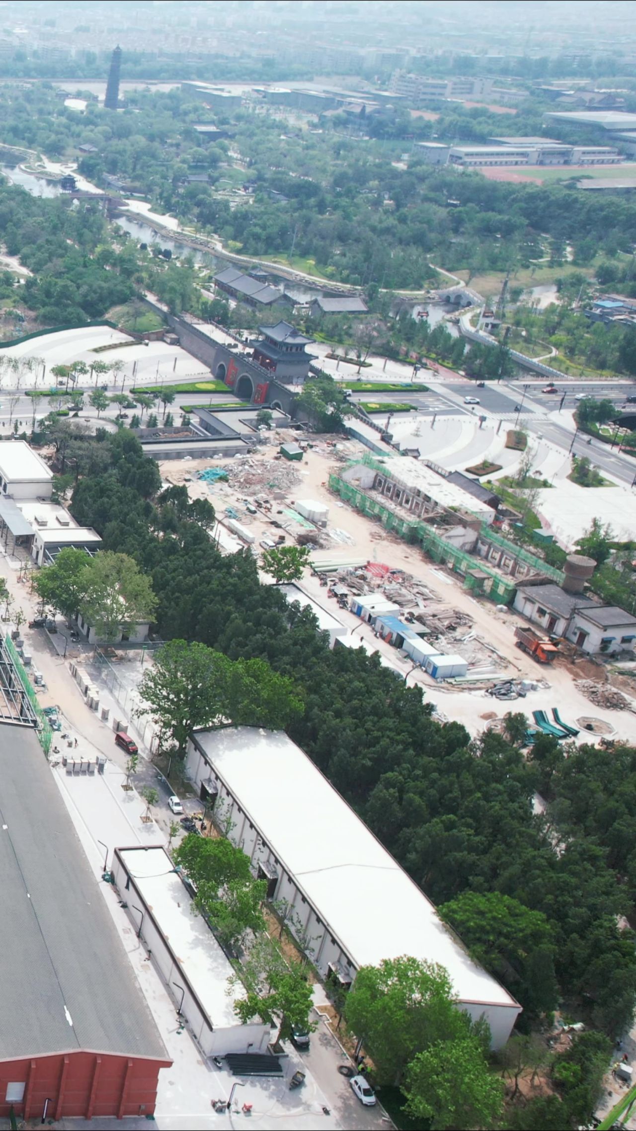 航拍河南开封城市建设