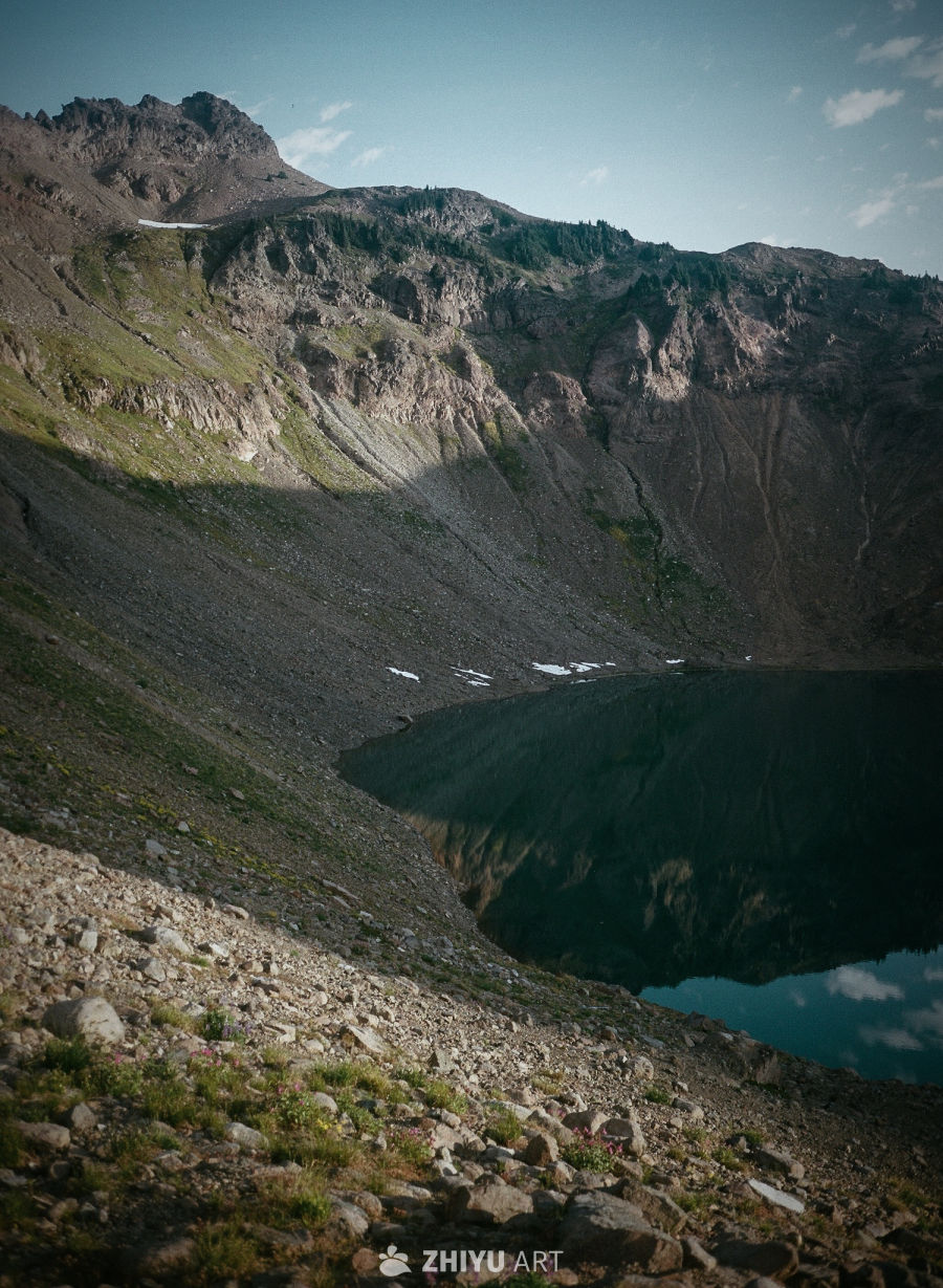 山湖