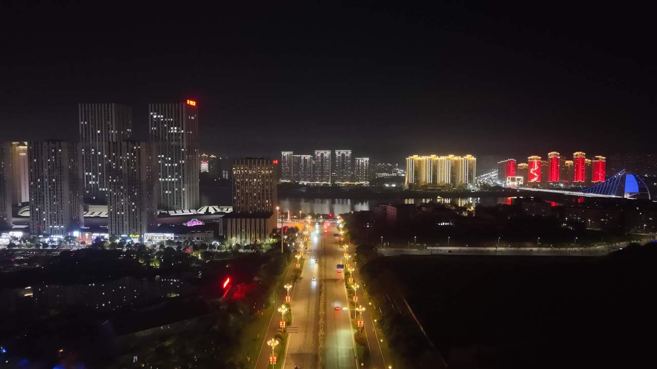 璀璨夜色下的都市繁华