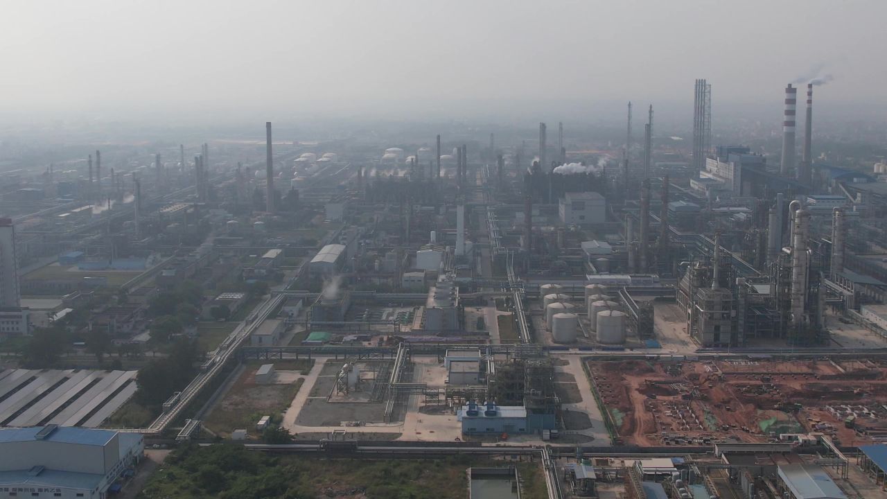 广东茂名乙烯工业生产大型工厂