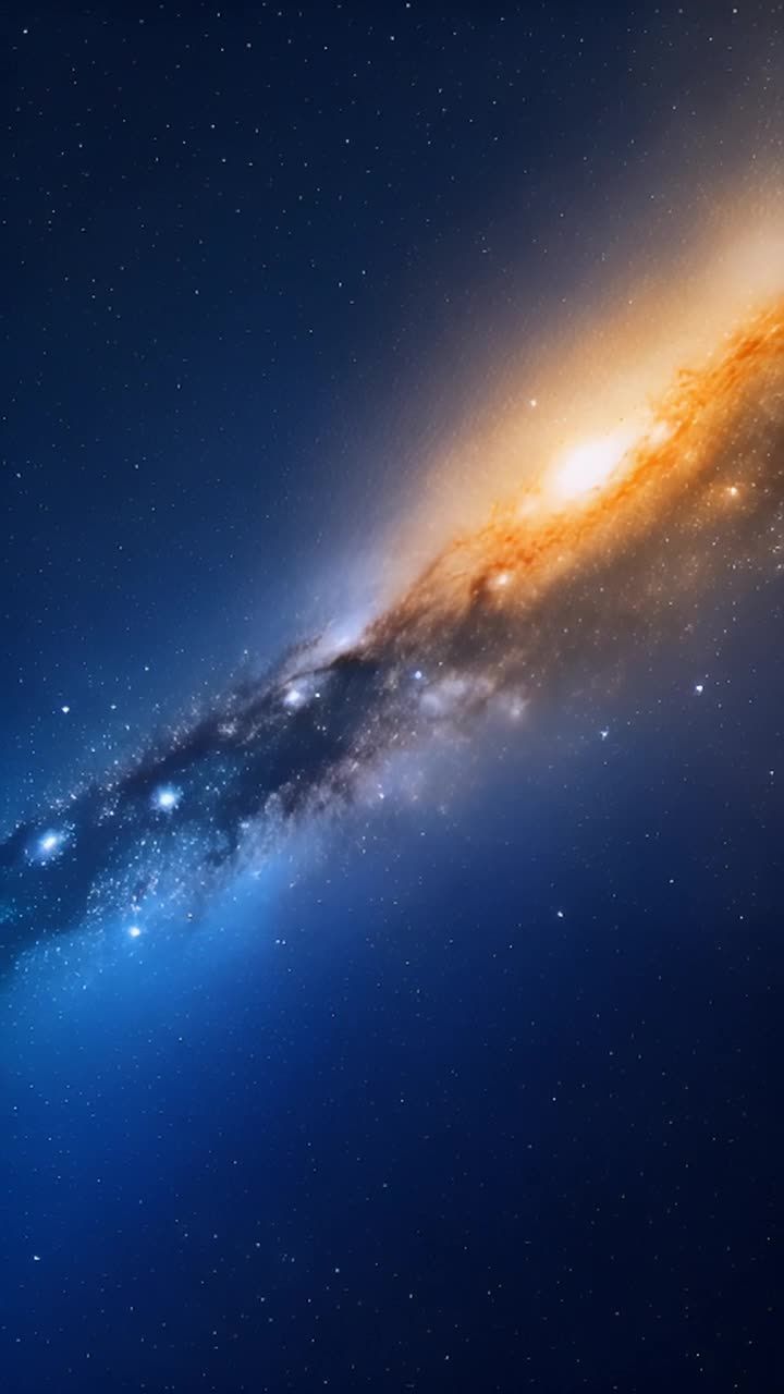 画面显示一个宇宙，其中星系和恒星在宇宙中旋转。天空