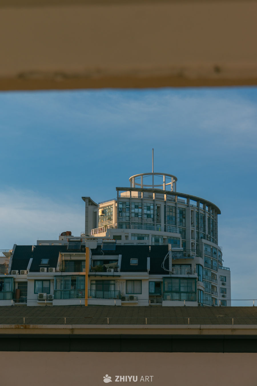 现代都市的建筑剪影