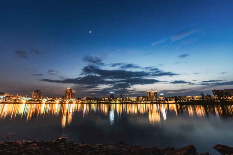 嘉陵江夜景