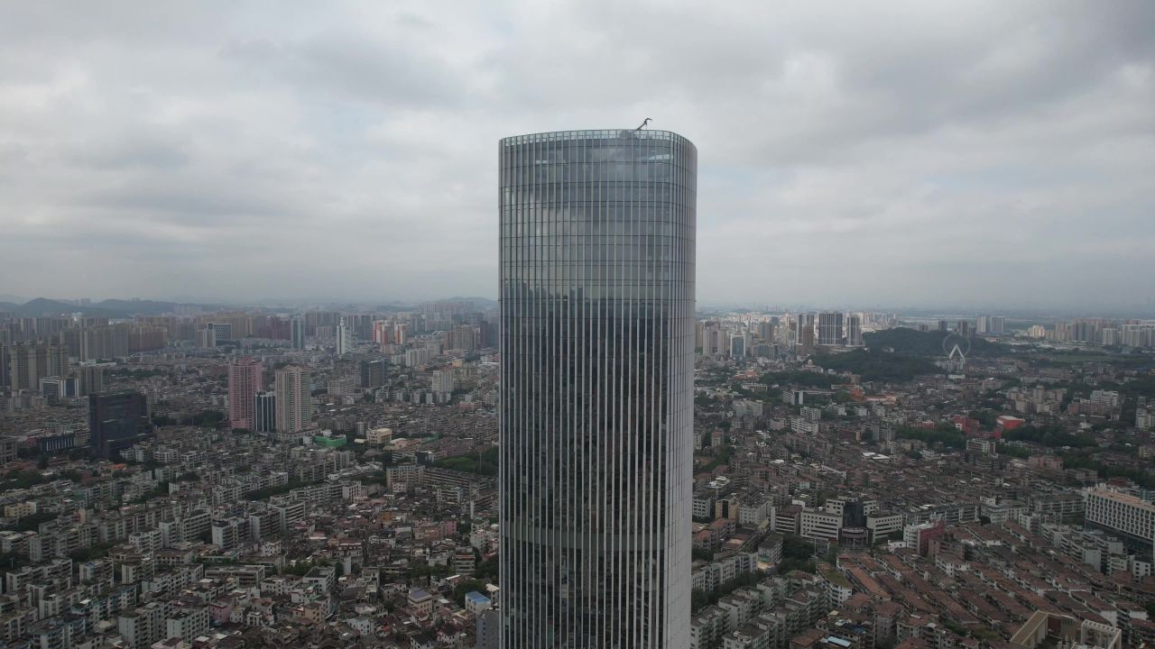 广东中山完美金鹰大厦地标建筑航拍 