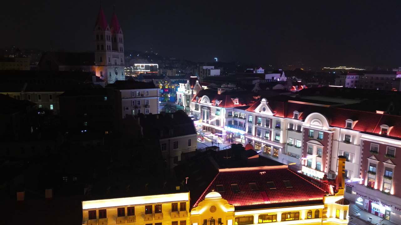 青岛老城区夜景中山路雪景航拍 6