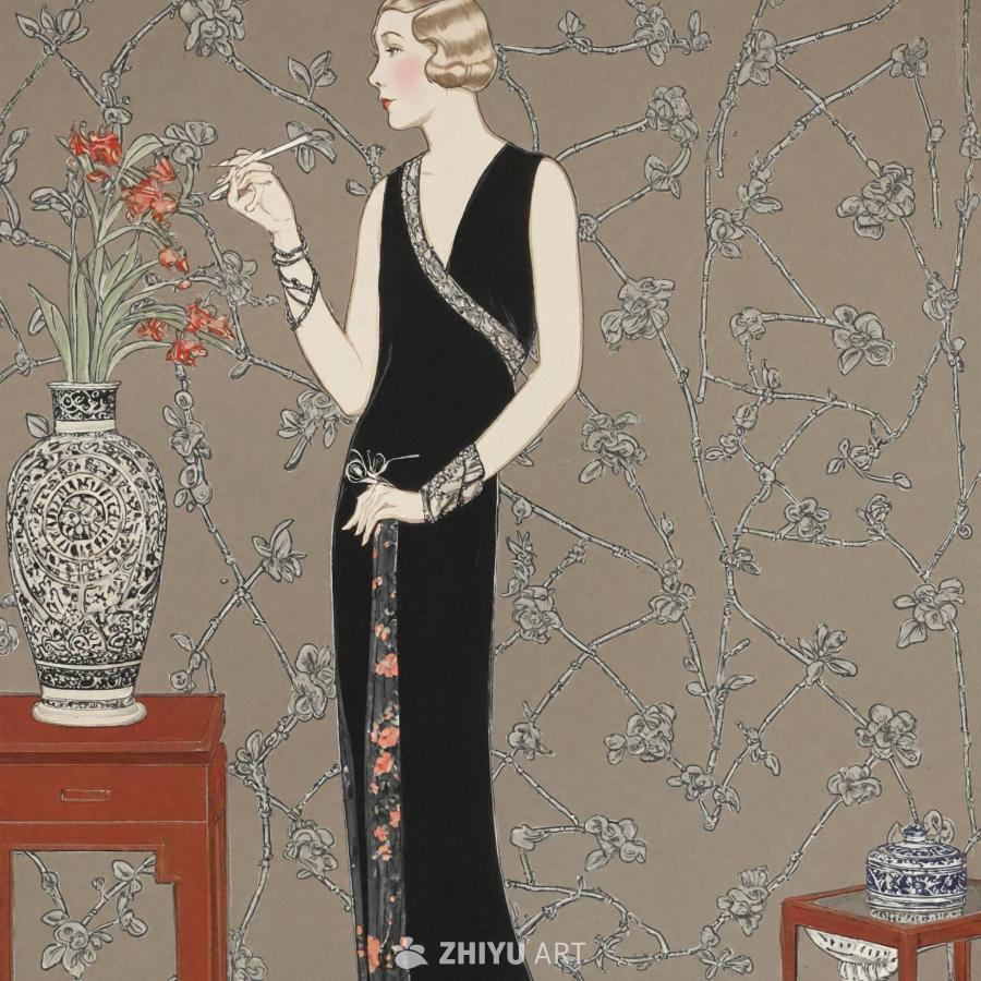 一位身穿黑色长裙的女士站在一个带有花卉图案壁纸的房