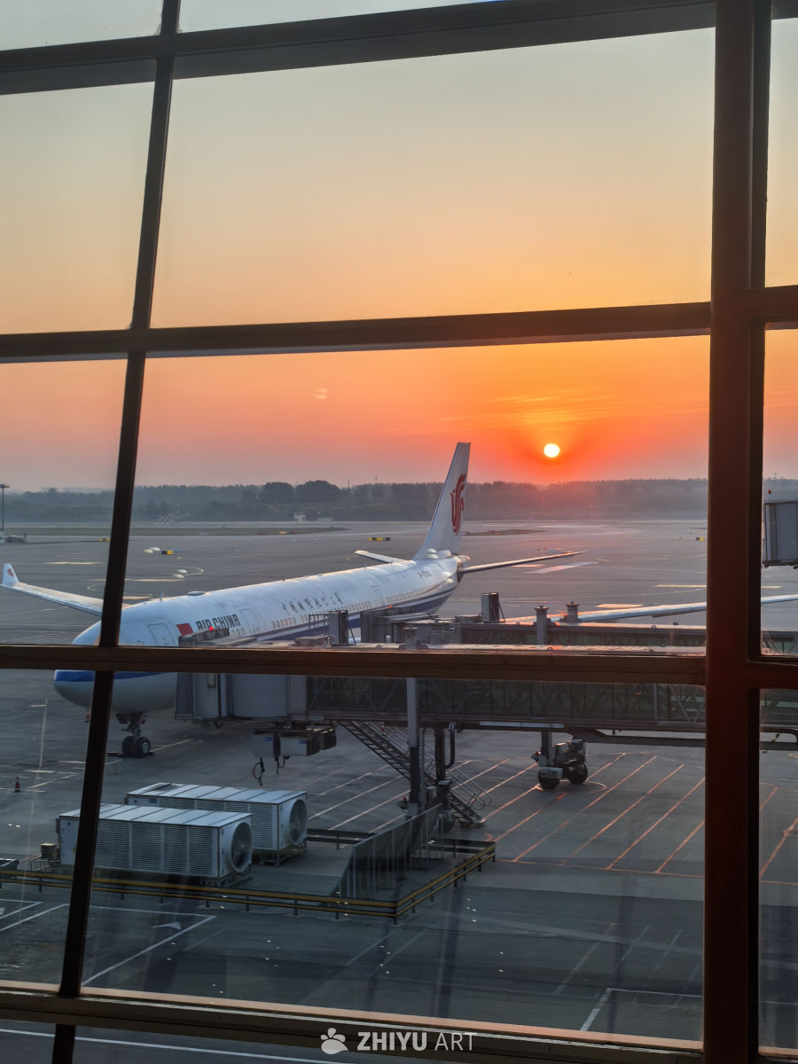 首都机场的日出