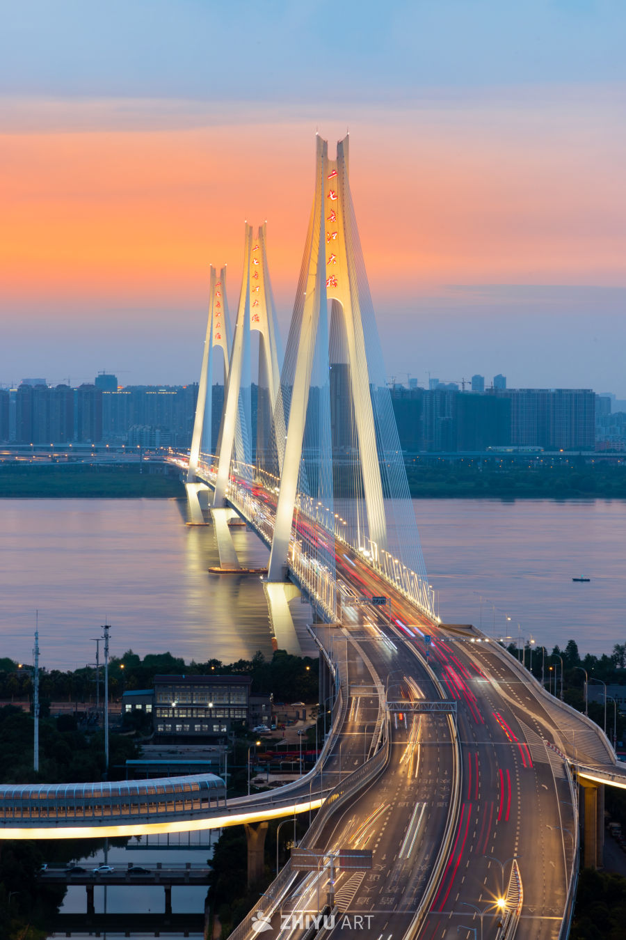 武汉二七长江大桥