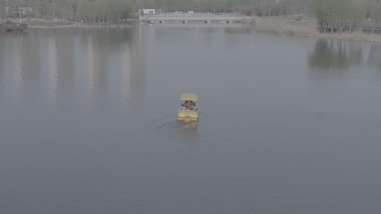 湖上悠闲时光