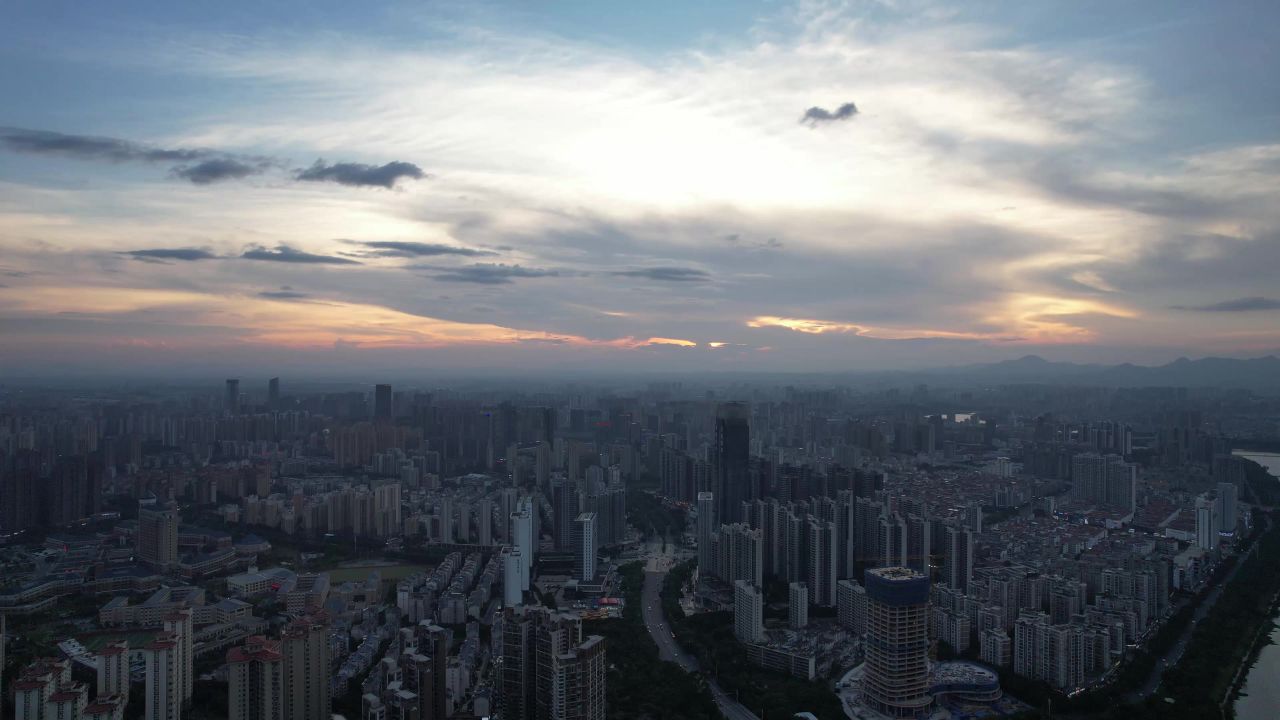 江西赣州城市晚霞夕阳西下夜幕降临航拍 