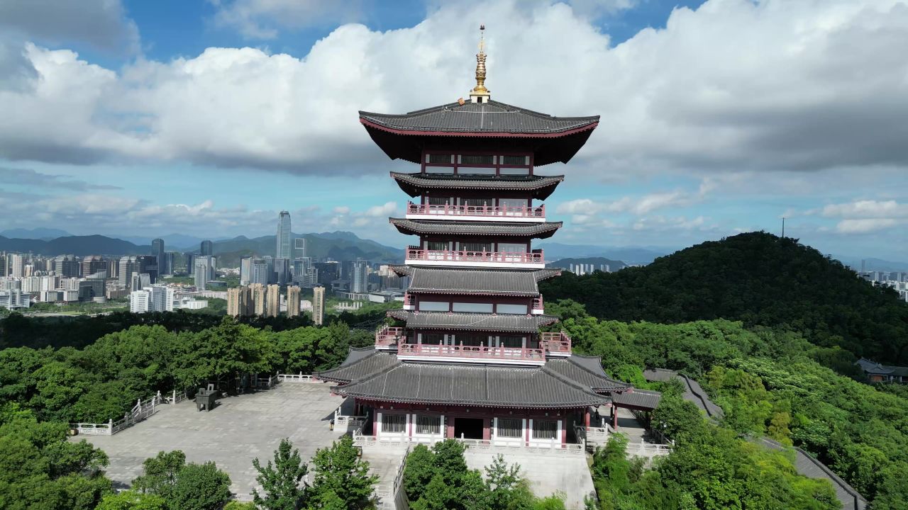 航拍台州白云飞瀑公园白云阁