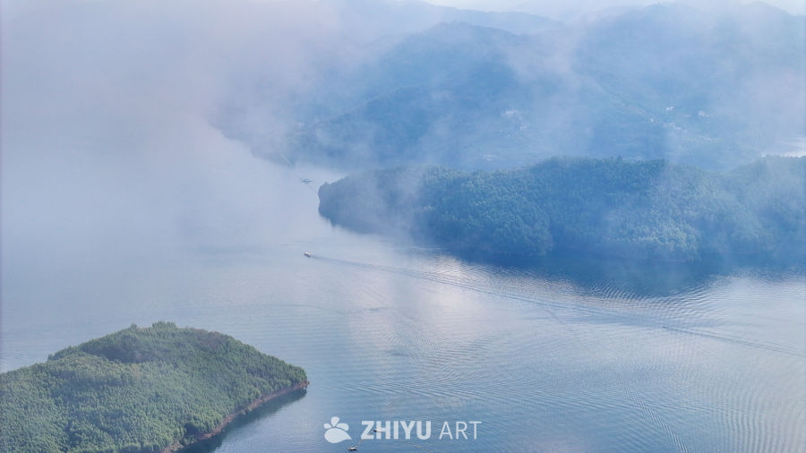 航拍云雾缭绕湖泊美景湖光山色自然风光 21