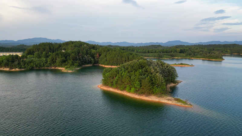  航拍湖北随州琵琶湖风景区