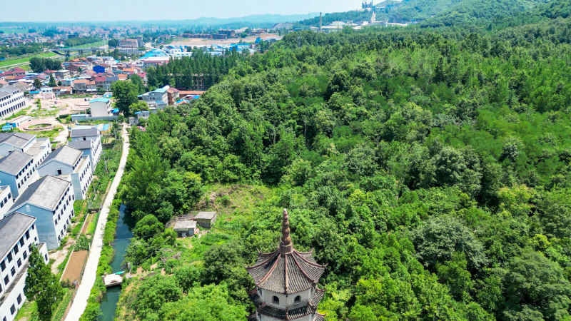 航拍湖北南漳县水镜庄-文华峰  