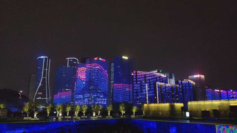 杭州城市阳台灯光秀