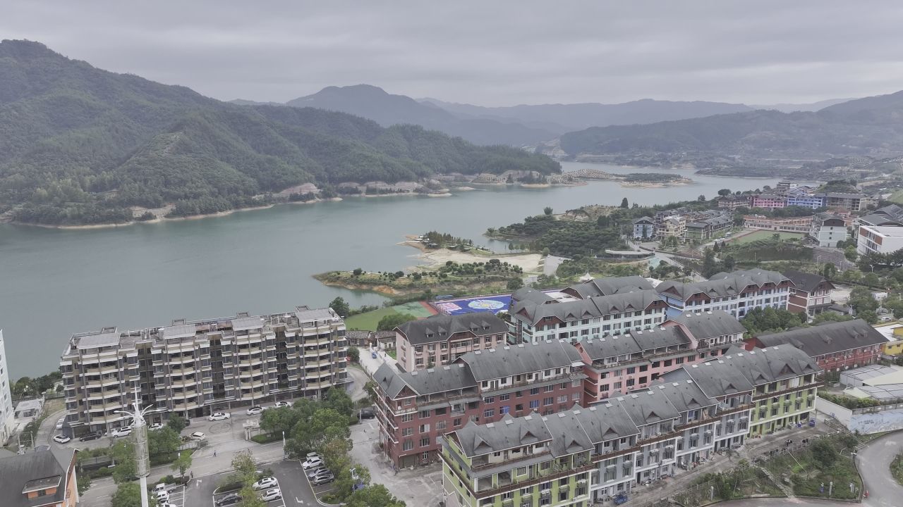 飞云湖水上巴士 32