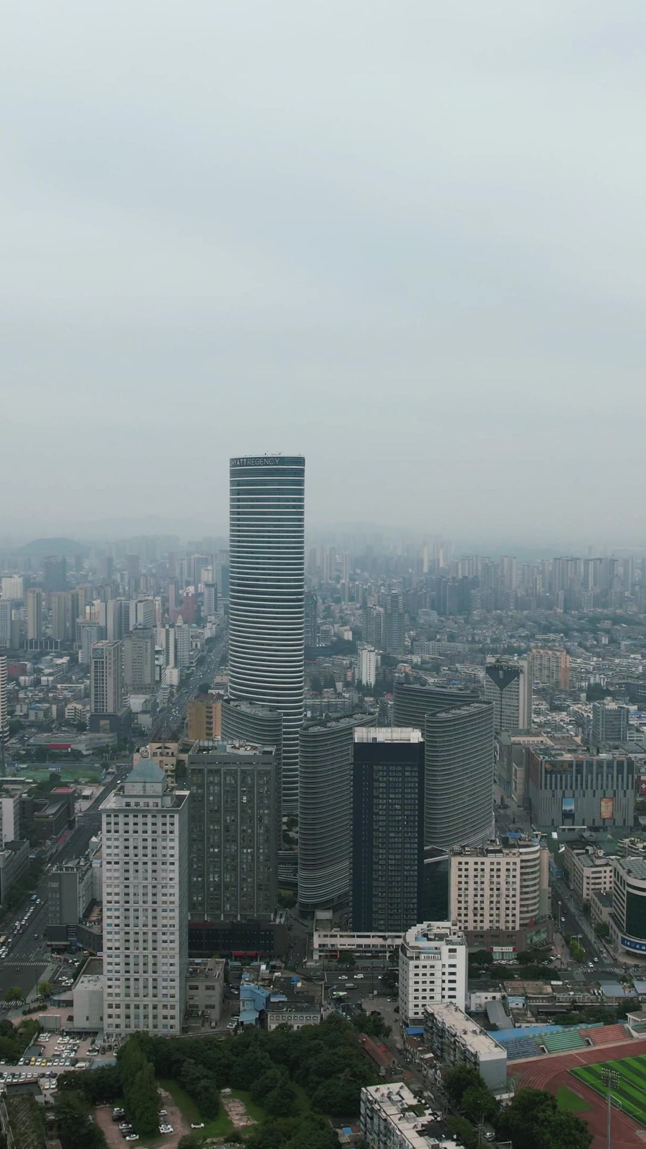 江苏徐州城市风光竖屏航拍 