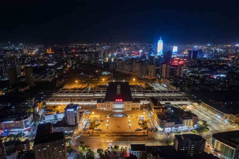 航拍保定站夜景
