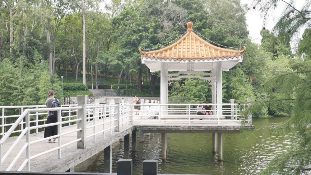 麓湖公园的凉亭